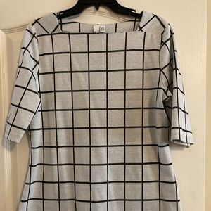 Versatile, short-sleeved Top